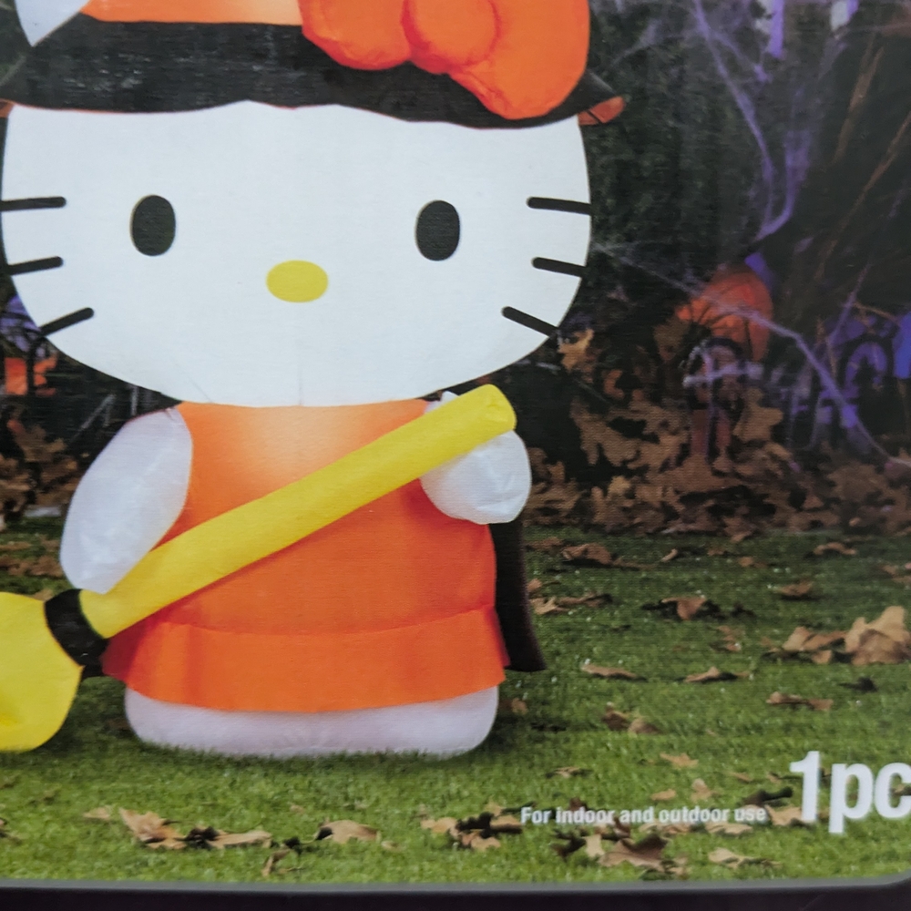 Hello Kitty Halloween Inflatable - Picture 4 of 5